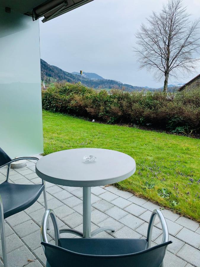Hotel - Restaurant Eierhals Am Aegerisee Oberägeri Exterior foto