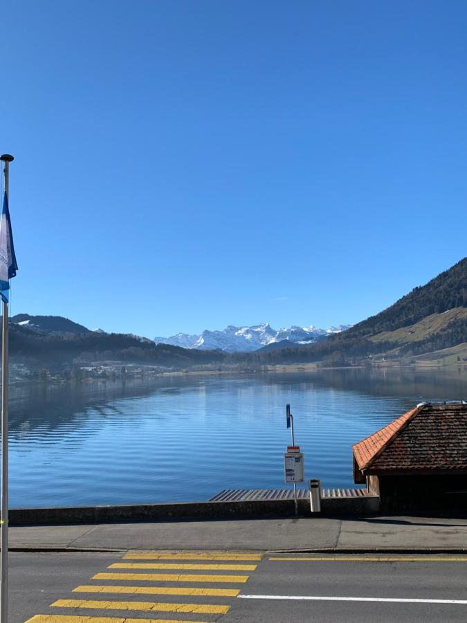 Hotel - Restaurant Eierhals Am Aegerisee Oberägeri Exterior foto